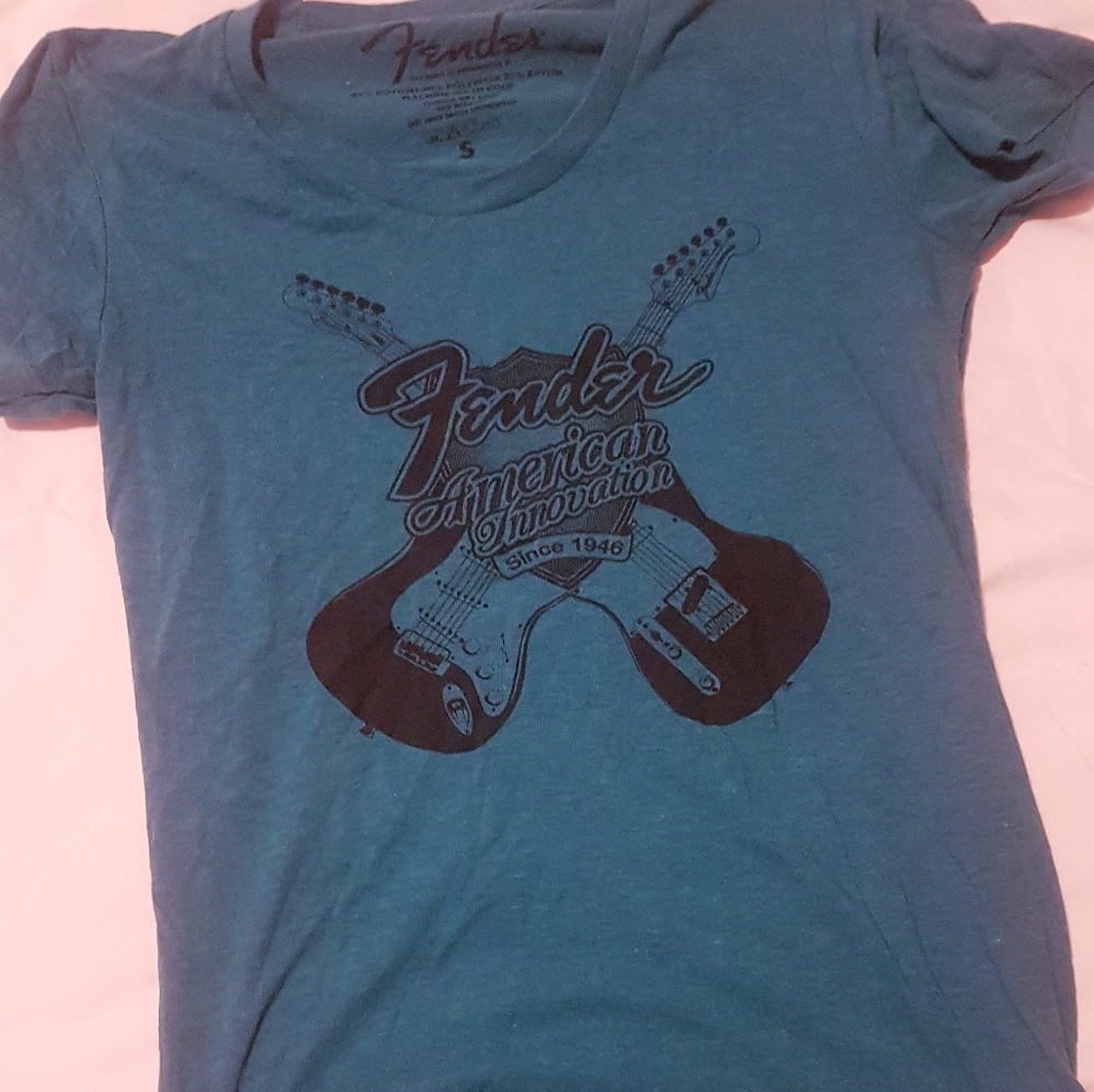 Fender guitar tee